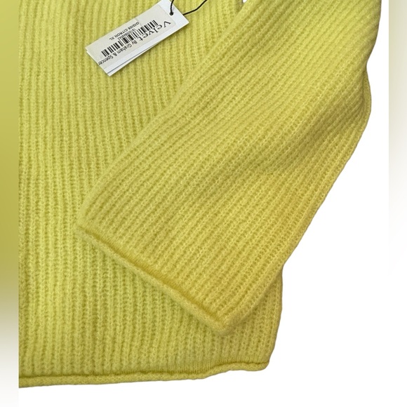 NWT Velvet - Gigi Sweater - Crew Neck - Citron (Neon Yellow/Green) - Siz… - Picture 7 of 10